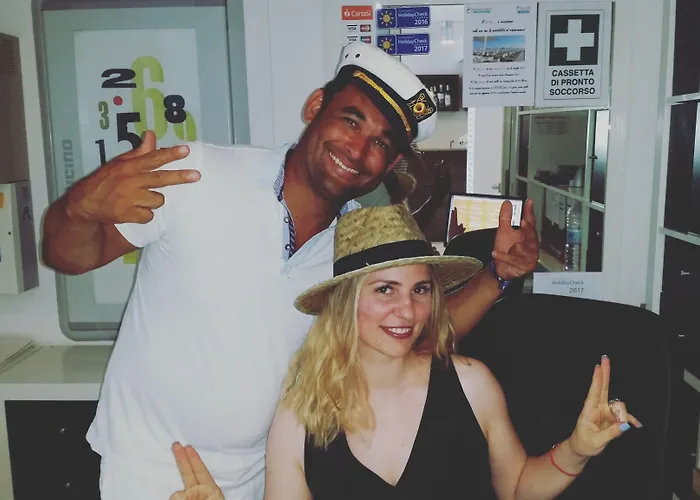 Color Mokambo Shore Family Hotel